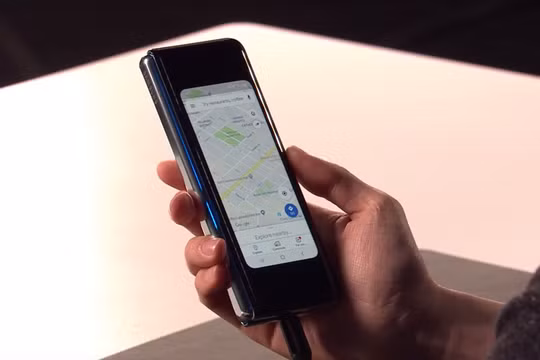 Galaxy Fold (ảnh: YouTube)