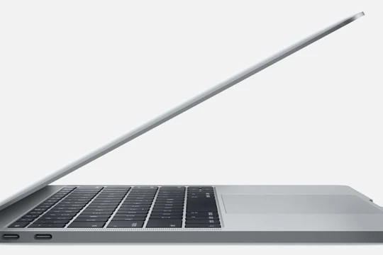 MacBook Pro 13 inch là sự lựa chọn hợp lý (ảnh: Business Insider)