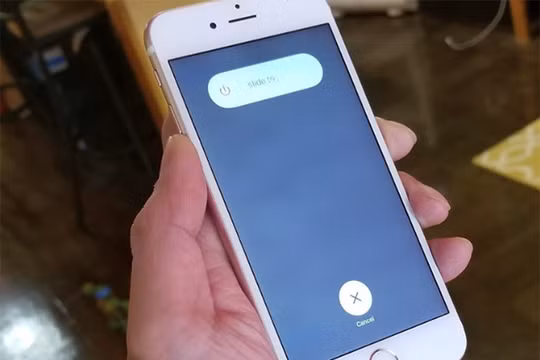 Có thể tắt iPhone, iPad bằng phần mềm nhờ iOS 11 (ảnh: Gadget Hack)