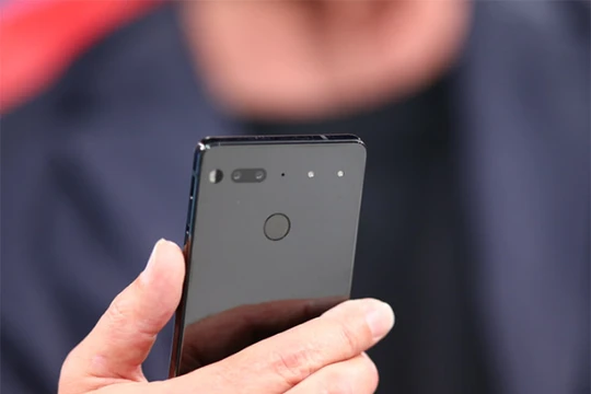 Người sáng tạo ra Essential Phone cũng là "cha đẻ" của hệ điều hành Android