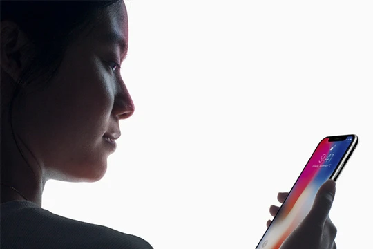 Camera TrueDepth là công nghệ nổi bật trên iPhone X (ảnh: KCBI)