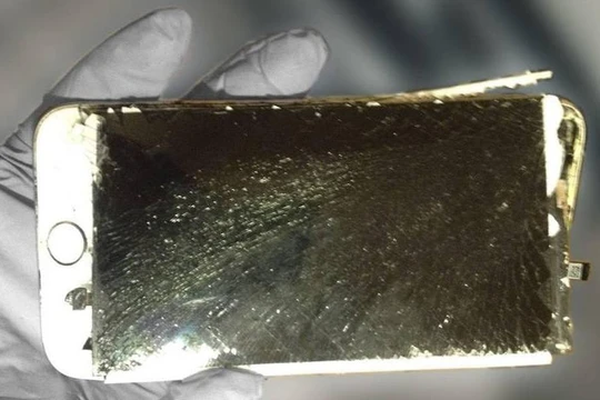 Hai vụ nổ pin iPhone đã xảy ra trong hai ngày liên tiếp (ảnh: lasprovincias)