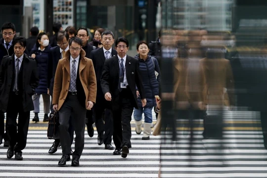 Là một xã hội công nghiệp, người lao động Nhật Bản chịu nhiều căng thẳng trong công việc và cuộc sống (ảnh: SCMP)