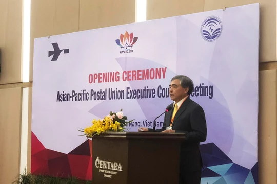 Thứ trưởng Bộ Thông tin và Truyền thông Nguyễn Minh Hồng phát biểu khai mạc hội nghị 