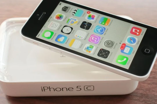 iPhone 5c (ảnh CNET)