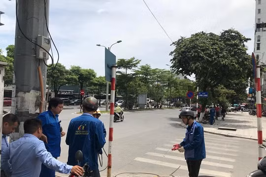 VNPT đã cắt cáp của FPT, CMC, VTVcab, SCTV, Hanoi Telecom tại khu vực Hà Nội. Lý do của việc này là các doanh nghiệp không chấp thuận theo mức giá mới mà VNPT đưa ra trước đó.