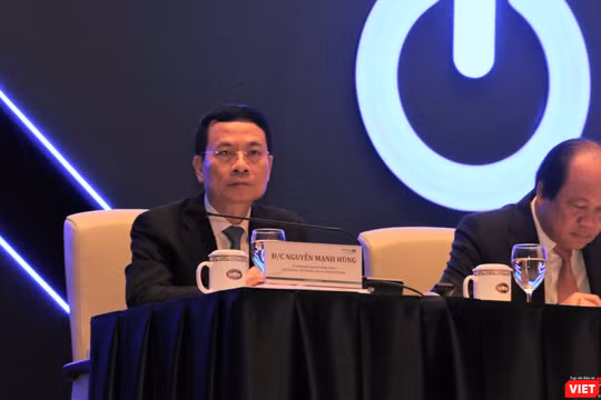 Bộ trưởng Bộ Thông tin và Truyền thông Nguyễn Mạnh Hùng tại Diễn đàn cấp cao về Công nghiệp 4.0