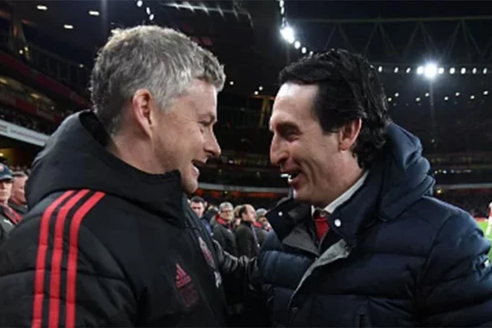Cả Ole Gunnar Solskjaer và Unai Emery đều đang tìm kiếm một tiền đạo cho đội bóng của mình (ảnh: Fox Sport)