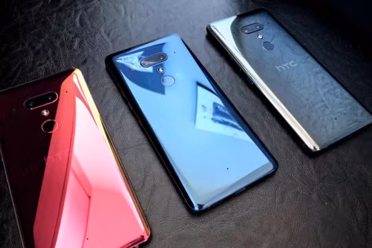 HTC U12 Plus (ảnh Business Insider)