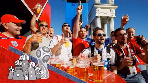 Các cổ động viên hào hứng với World Cup 2018 tổ chức tại Nga