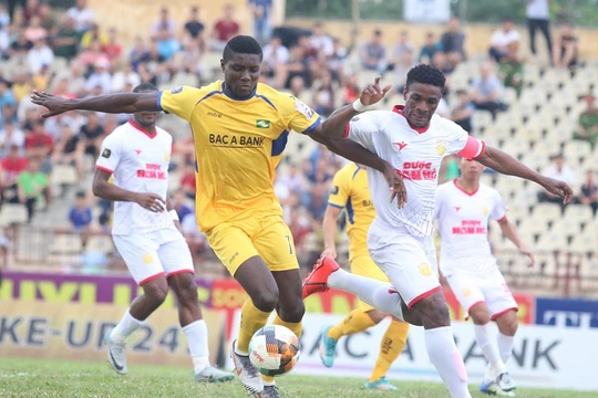 Tiền đạo Olaha đang “gánh team” SLNA