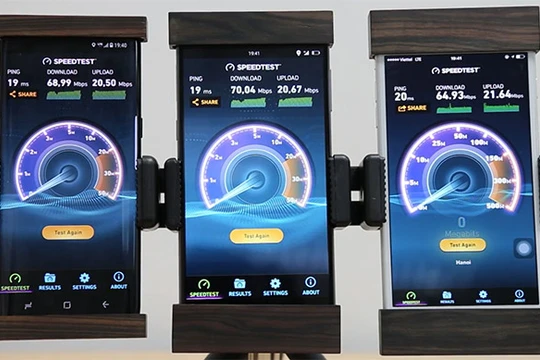 Thử nghiệm tốc độ tải dữ liệu 4G (ảnh trích từ clip)