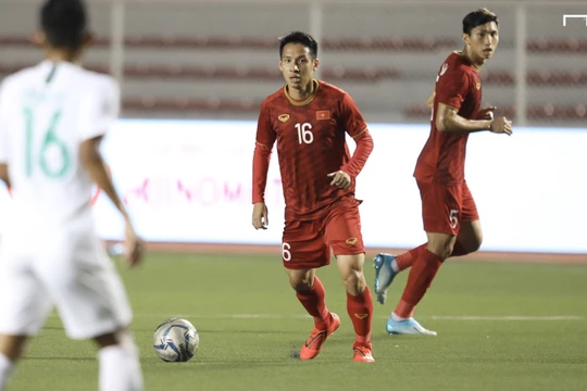 Hùng Dũng trong một tình huống tấn công