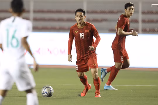 Hùng Dũng trong một tình huống tấn công