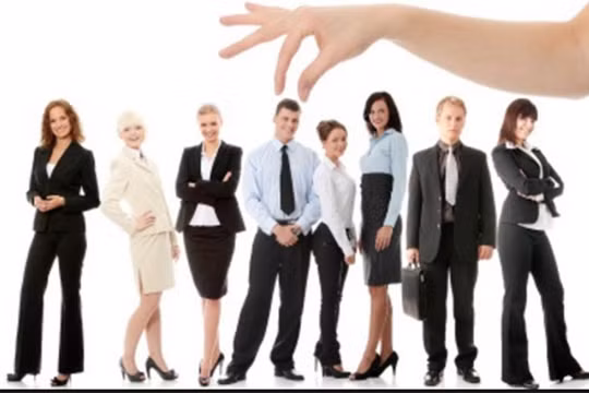 Các công ty công nghệ phải trả rất nhiều tiền để thu hút nhân tài