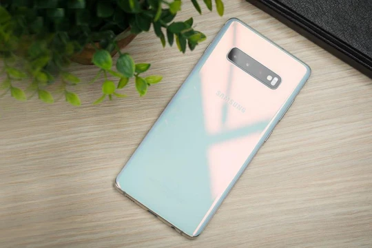 Galaxy S10+ (ảnh minh họa: Phone Arena)