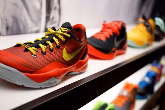 Nike, Adidas cùng nhiều hãng giày nổi tiếng viết tâm thư gửi ông Trump (Nguồn: AP)