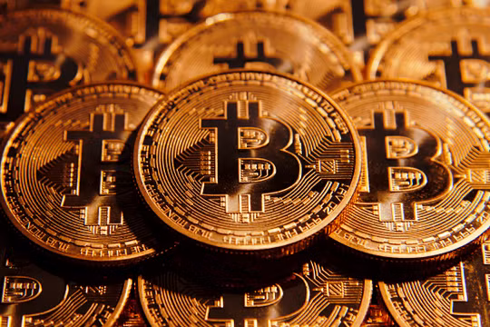 Bitcoin hiện có giá trị vốn hóa thị trường là 193 tỷ USD