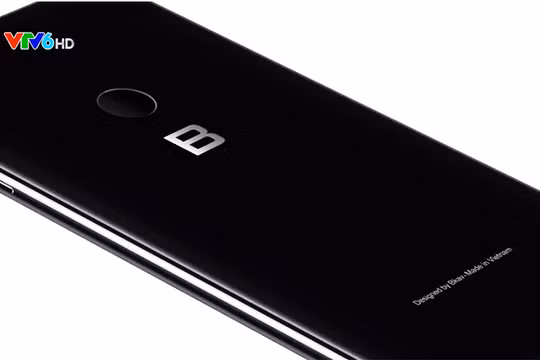 Bphone 3 được quảng cáo trên VTV6 (ảnh cắt từ clip)