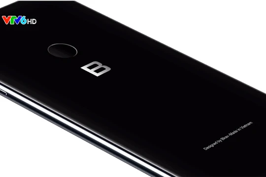 Bphone 3 được quảng cáo trên VTV6 (ảnh cắt từ clip)