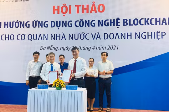 Sở TT&TT TP Đà Nẵng và Viện Nghiên cứu cấp cấp về Toán ký kết Biên bản ghi nhớ hợp tác về “Chuyển đổi số giai đoạn 2021 - 2025”.