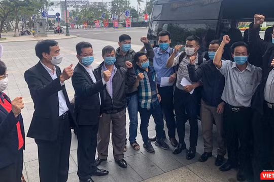 Lãnh đạo TP Đà Nẵng tiễn đoàn bác sĩ lên đường chi viện cho tỉnh Gia Lai chống dịch COVID-19