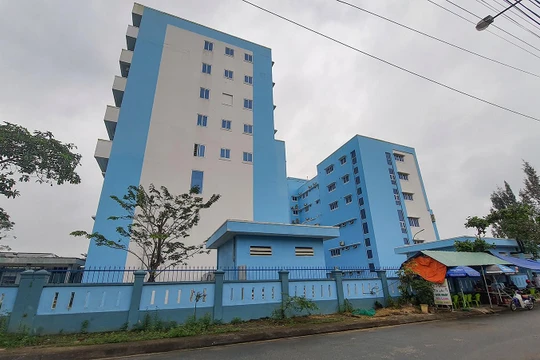Bệnh viện Sản - Nhi Quảng Nam được hoàn thành nhưng vẫn chưa thể đưa vào sử dụng vì thiếu đồng bộ