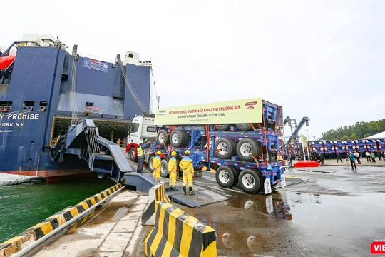 Thaco xuất khẩu xe sơ mi-rơ móc sang thị trường Mỹ