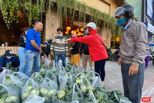 Người dân Đà Nẵng hỗ trợ tiêu thụ nông sản