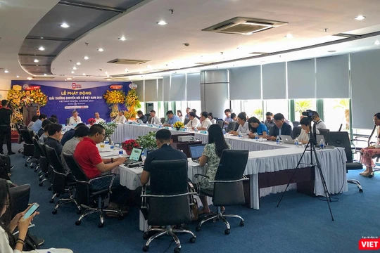 Quang cảnh Lễ phát động Giải thưởng Chuyển đổi số Việt Nam năm 2021 tại Đà Nẵng