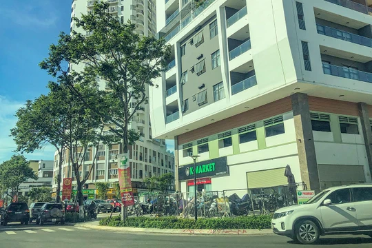 Một góc công trình Chung cư Monarchy Block B (Đà Nẵng) do Công ty CP Đầu tư và Phát triển nhà Đà Nẵng làm chủ đầu tư