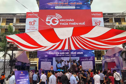 Quang cảnh ngày hội chuyển đổi số Huế