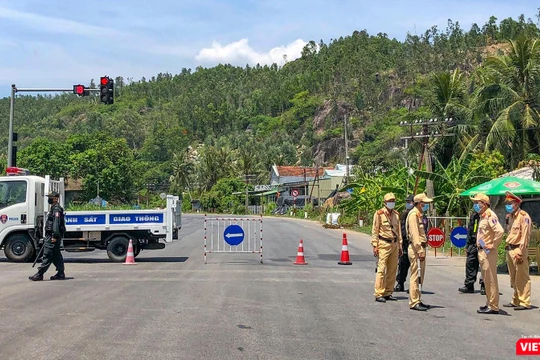 Chốt kiểm soát dịch COVID-19 trên địa bàn tỉnh Quảng Ngãi