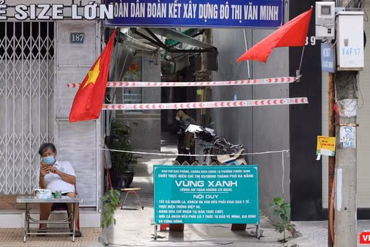 Tổ COVID-19 cộng đồng tại Đà Nẵng phong toả khu phố để bảo vệ vùng xanh