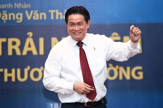  Bàn tay nào đủ sức ngăn đà lao dốc của thị trường chứng khoán