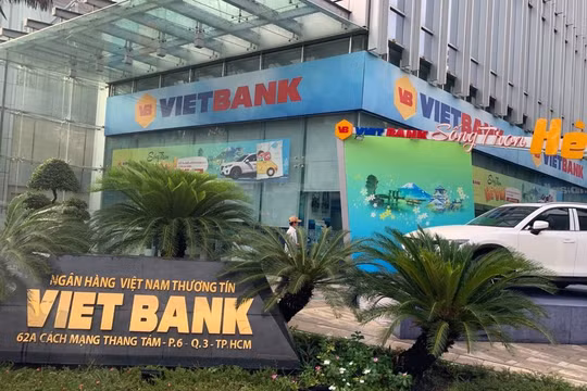 Tòa nhà Lim II hiện cũng là nơi đặt hội sở của VietBank.