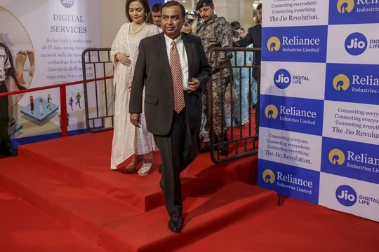 Người giàu nhất châu Á kiếm 31.000 USD mỗi phút