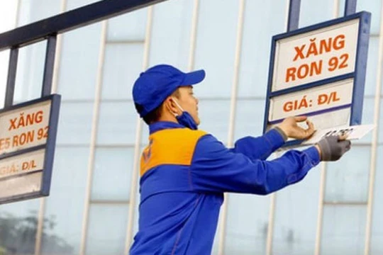  Giá xăng, dầu đồng loạt giảm sâu 