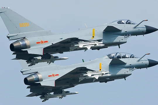 Máy bay chiến đấu Chengdu J-10A của PLA.
