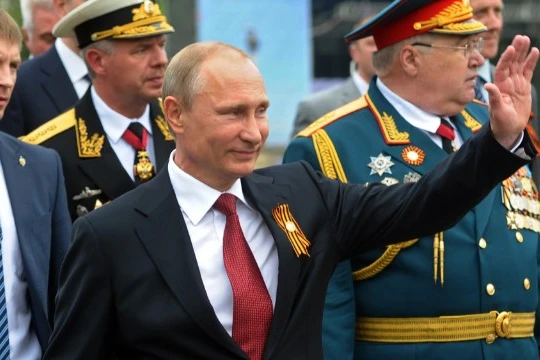 Ukraine phản đối Tổng thống Nga Putin đến thăm Crimea.