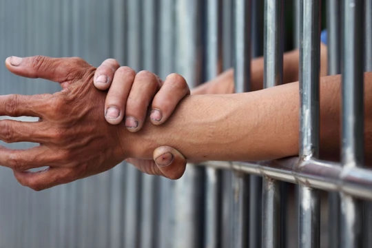 Phạm nhân người Nga khoét tường trại giam bằng bàn chải đánh răng (ảnh minh họa).