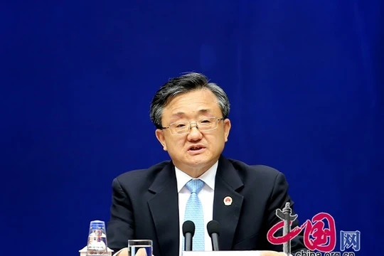 Thứ trưởng Ngoại giao Trung Quốc Lưu Chấn Dân tham gia cuộc họp báo sáng nay. Ảnh: China.com.cn.