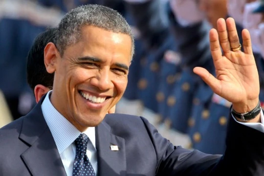 Tổng thống Mỹ Obama và bước chân đầu tiên trên đất Việt Nam.