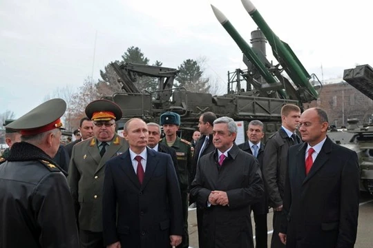 Putin: Nga chú ý ưu tiên sáng chế vũ khí