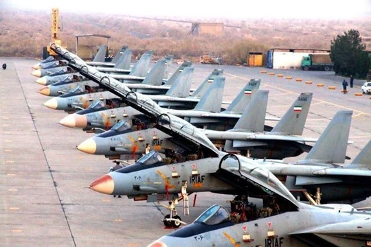 Iran tập trận không quân quy mô lớn, cảnh báo tất cả phi công nước ngoài