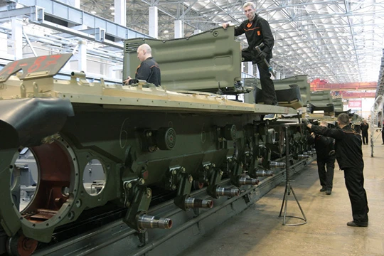 Cha đẻ xe tăng Armata đã chế tạo máy xúc mới siêu mạnh.