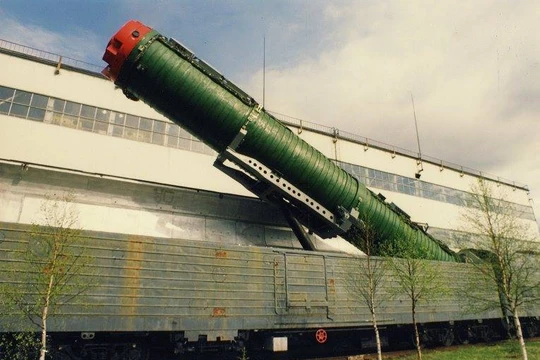 Dự án chế tạo đoàn tàu hạt nhân Barguzin.