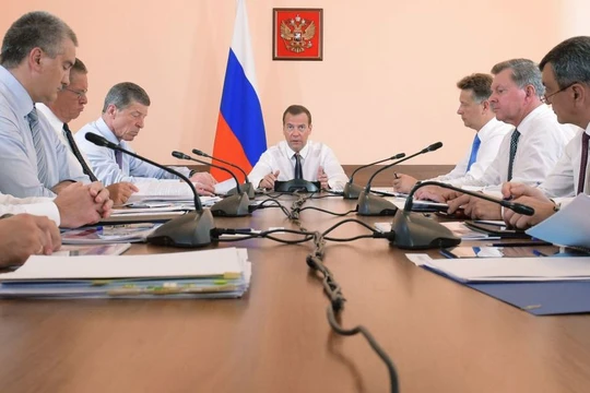 Ucraine phản đối Nga vì chuyến thăm Crimea của ông Medvedev