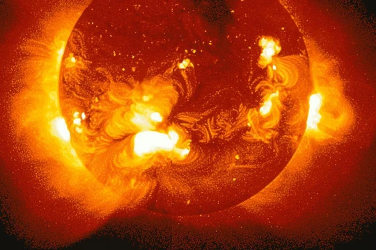 Nga hoãn cuộc thám hiểm nghiên cứu Mặt Trời (ảm minh họa)