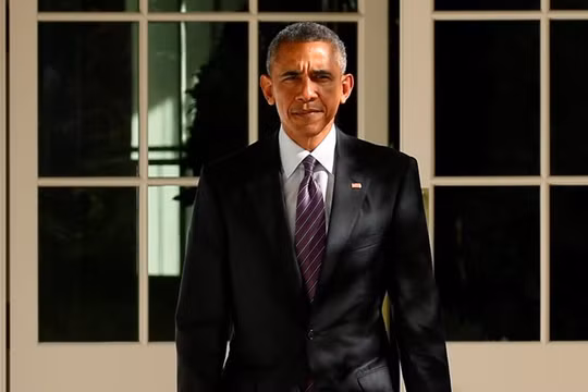 Tổng thống Barack Obama chúc mừng ông Donald Trump đắc cử VietTimes -- Trang tin Business Insider cho biết Tổng thống Mỹ Barack Obama gọi điện cho Tổng thống đắc cử Donald Trump và chúc mừng ông vì đã giành chiến thắng. Trong tin nhắn gửi lên Twitter, n